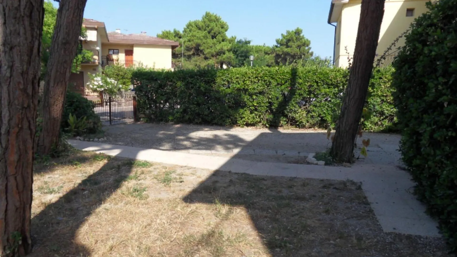 Lejlighed Flat In A Villa Surrounded By Garden Rosolina Mare